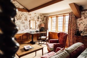 Pennyhill hotel wallpaper