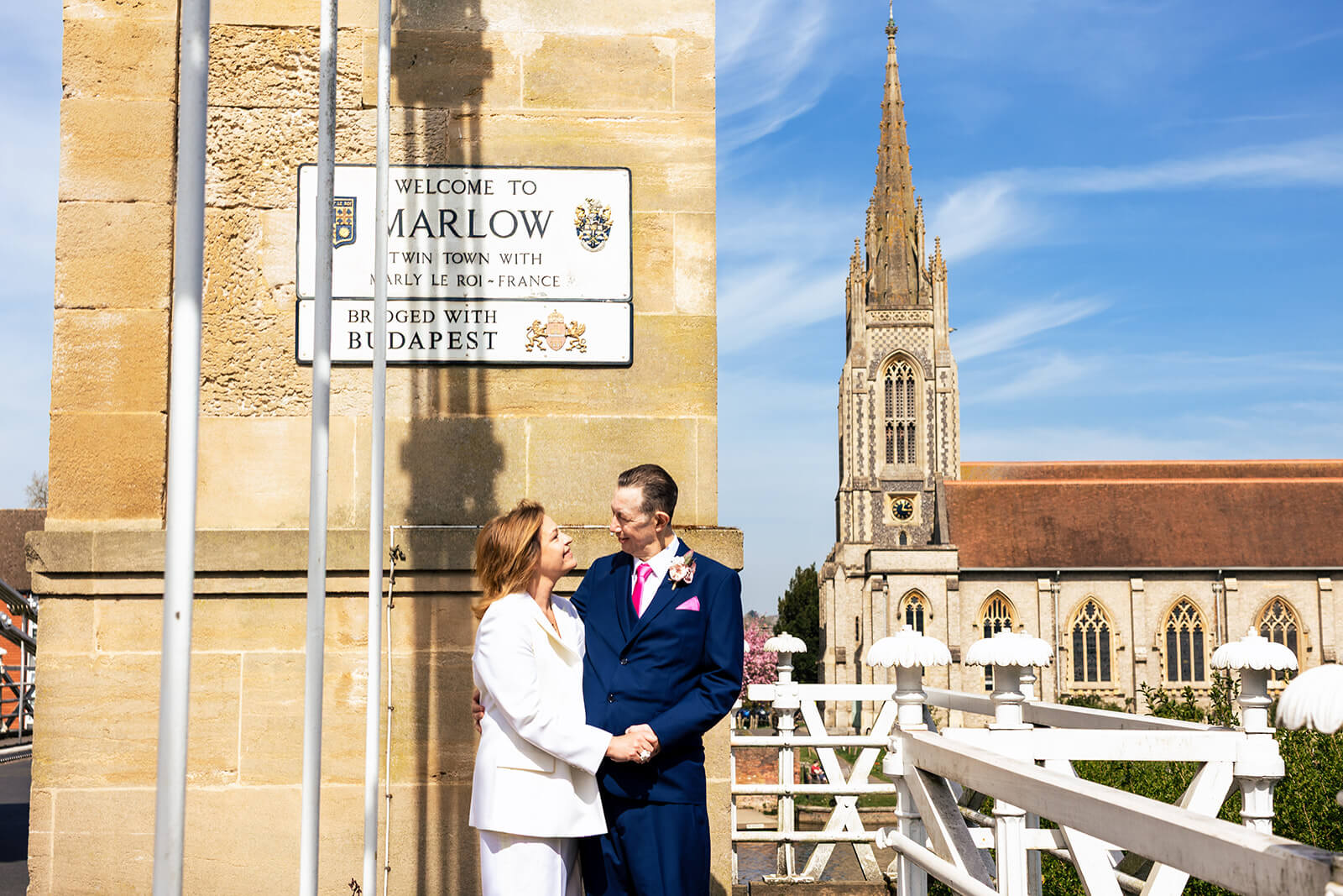 Wedding couple photoshoot in Marlow